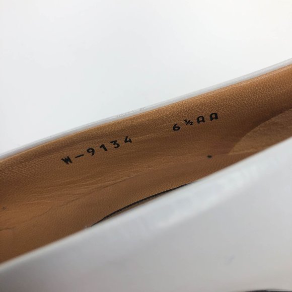 Cole Haan Tensile Air White Leather Slip Heels - Picture 3 of 11